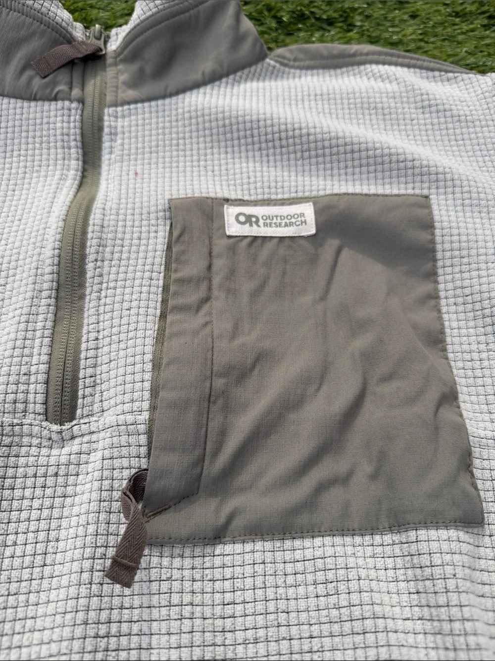 Outdoor ResearchTrail Mix Colorblock Quarter Zip pullover LARGE
